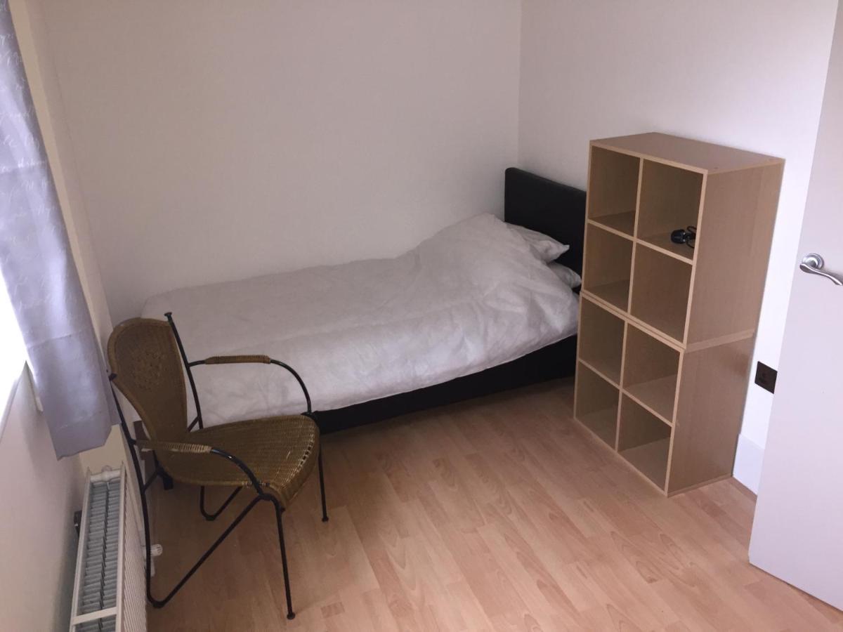 Large 2-Bed House Derbyshire Off Chatsworth Rd Честерфилд Экстерьер фото