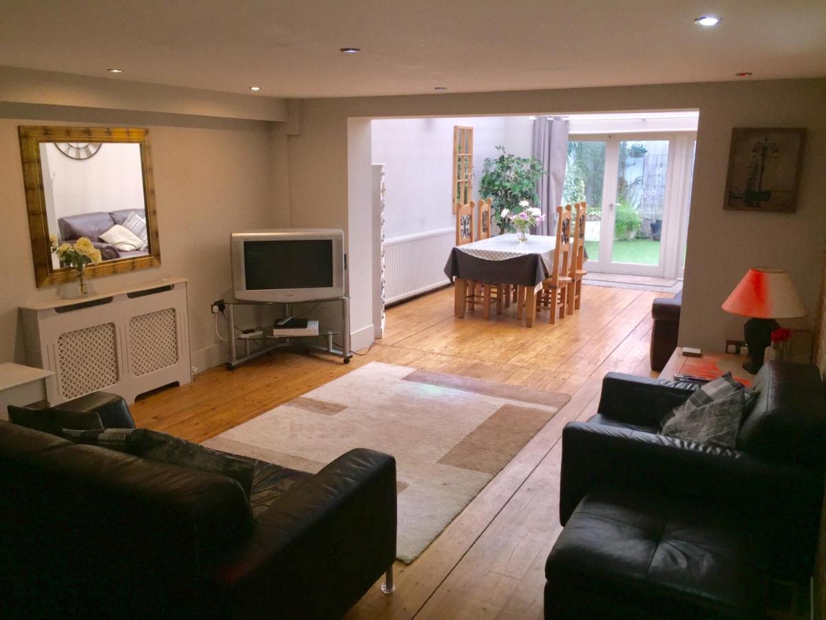 Large 2-Bed House Derbyshire Off Chatsworth Rd Честерфилд Экстерьер фото